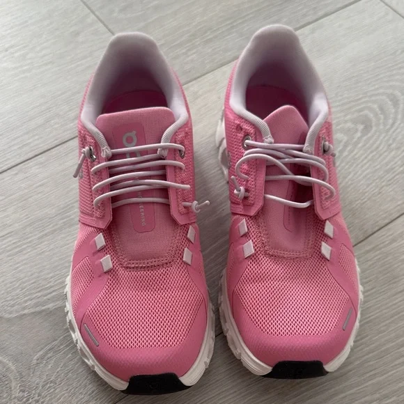 On Running Women's Pink and White Sneakers size 5 - worn once - Picture 2 of 8